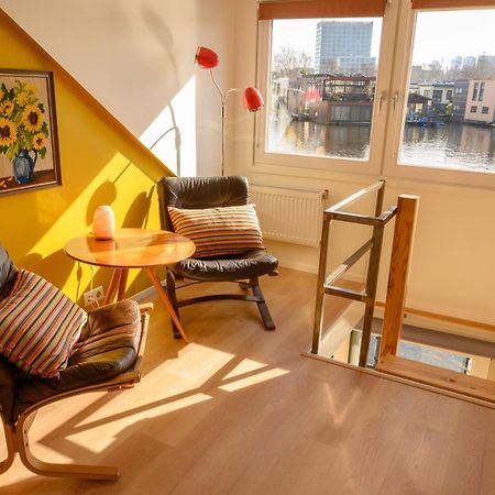 Houseboat Studio With Canalview And Free Bikes Amsterdam Exterior foto