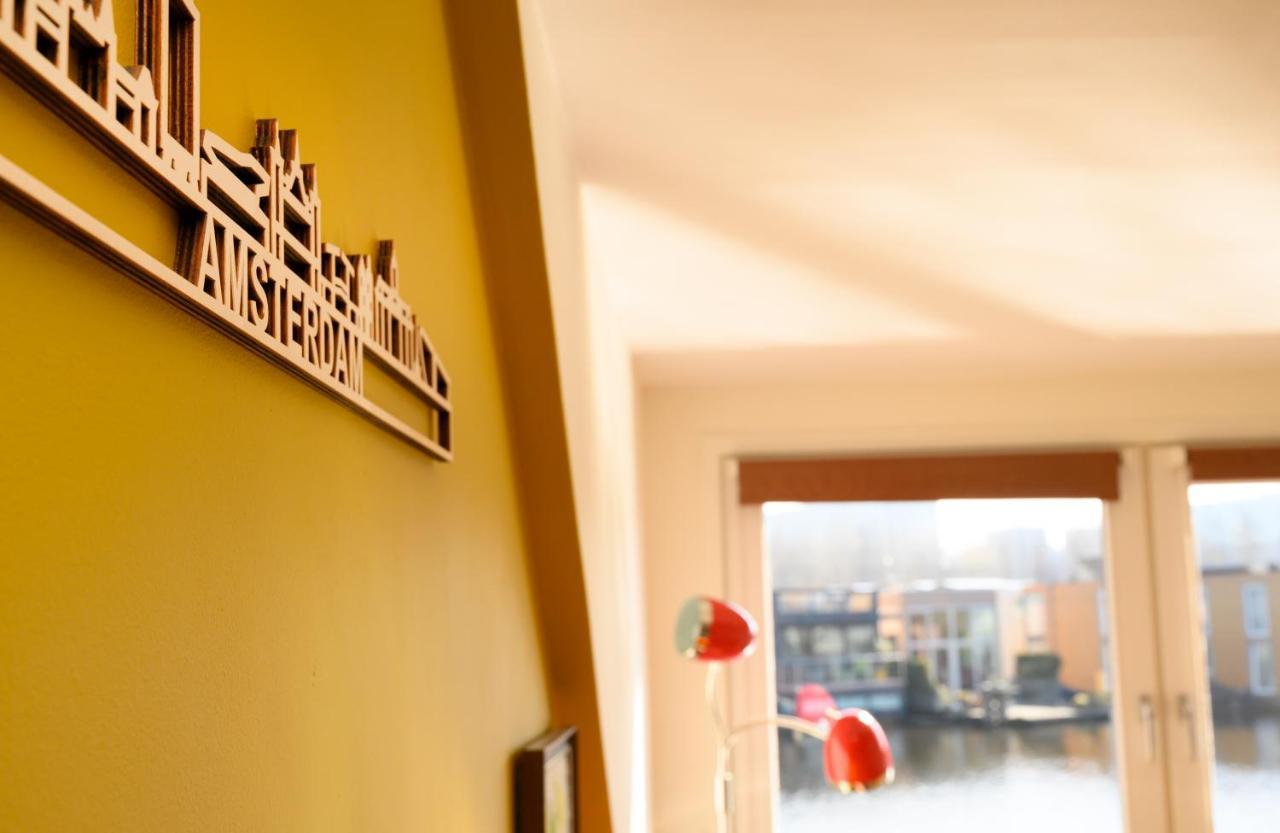 Houseboat Studio With Canalview And Free Bikes Amsterdam Exterior foto